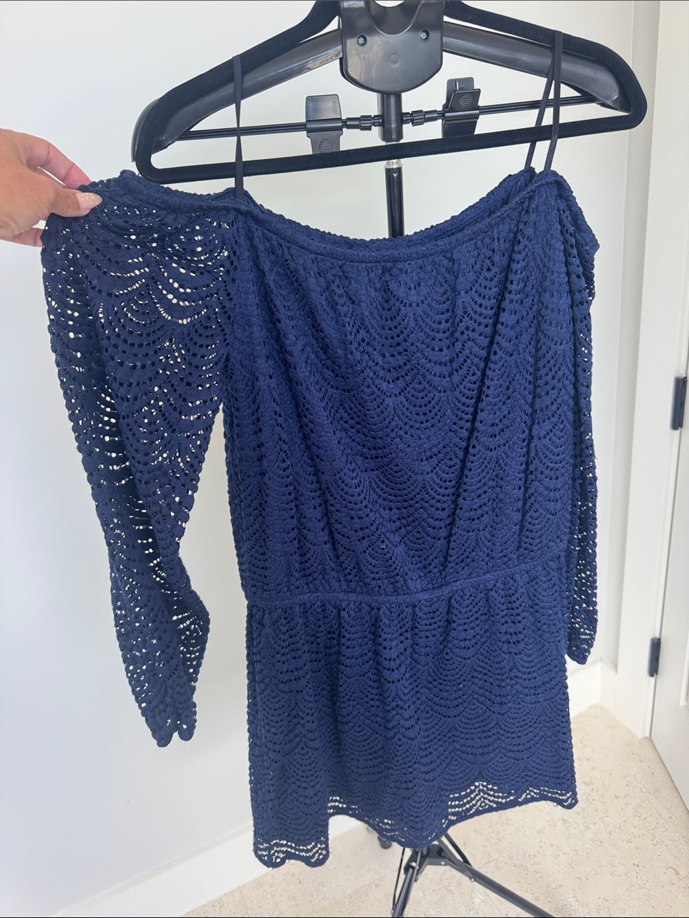 Lilly Pulitzer Women’s Navy Crochet off the shoulder Romper Size L